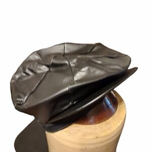 Estate leather cap large